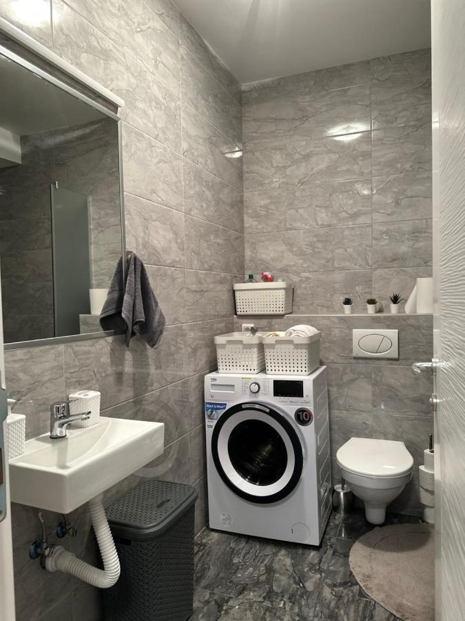 Kashmir Apartment