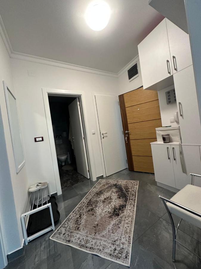 Kashmir Apartment