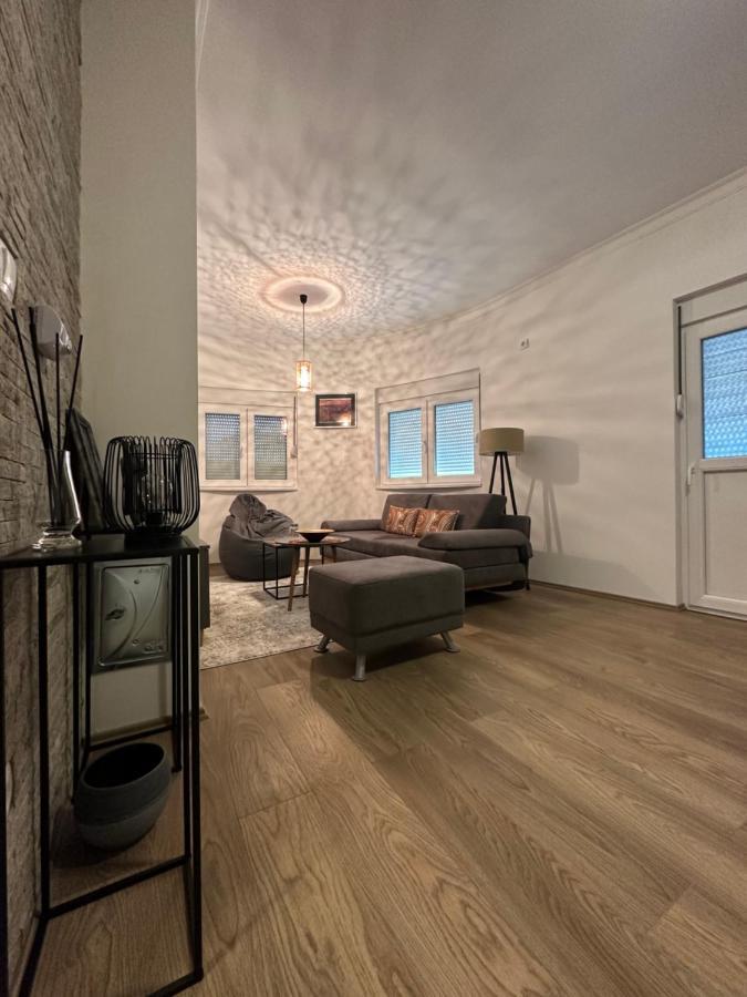 Apartment Kashmir